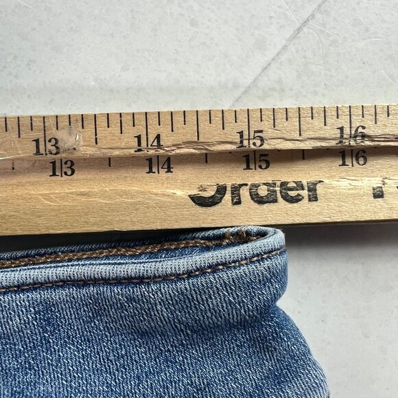 American Eagle Jeans Womens 30x29 Low Rise Kick Boot Cut Blue Faded Denim Tag 8S - Picture 16 of 16